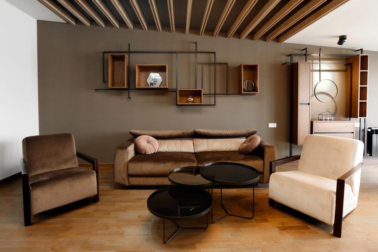 יירבאן Hotelise I Cascade Loft Apartment מראה חיצוני תמונה